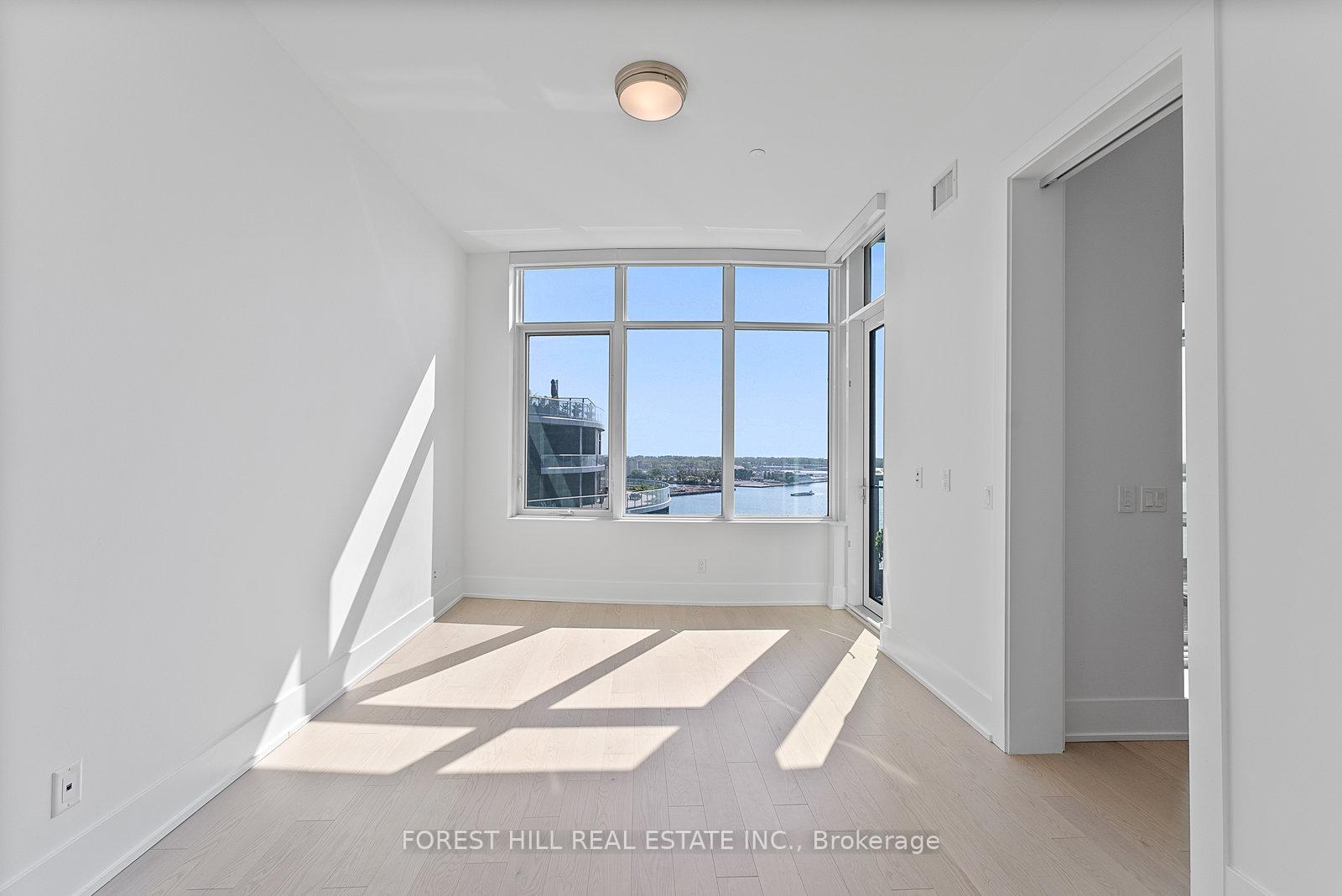 1 Edgewater Drive SPH #07