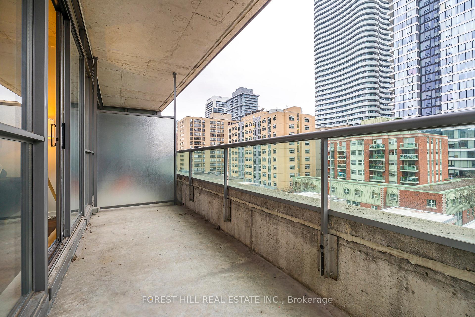 281 Mutual Street 605