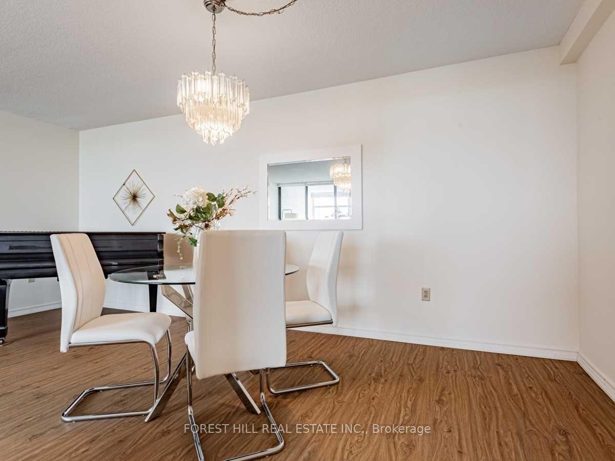 100 Antibes Drive 2004