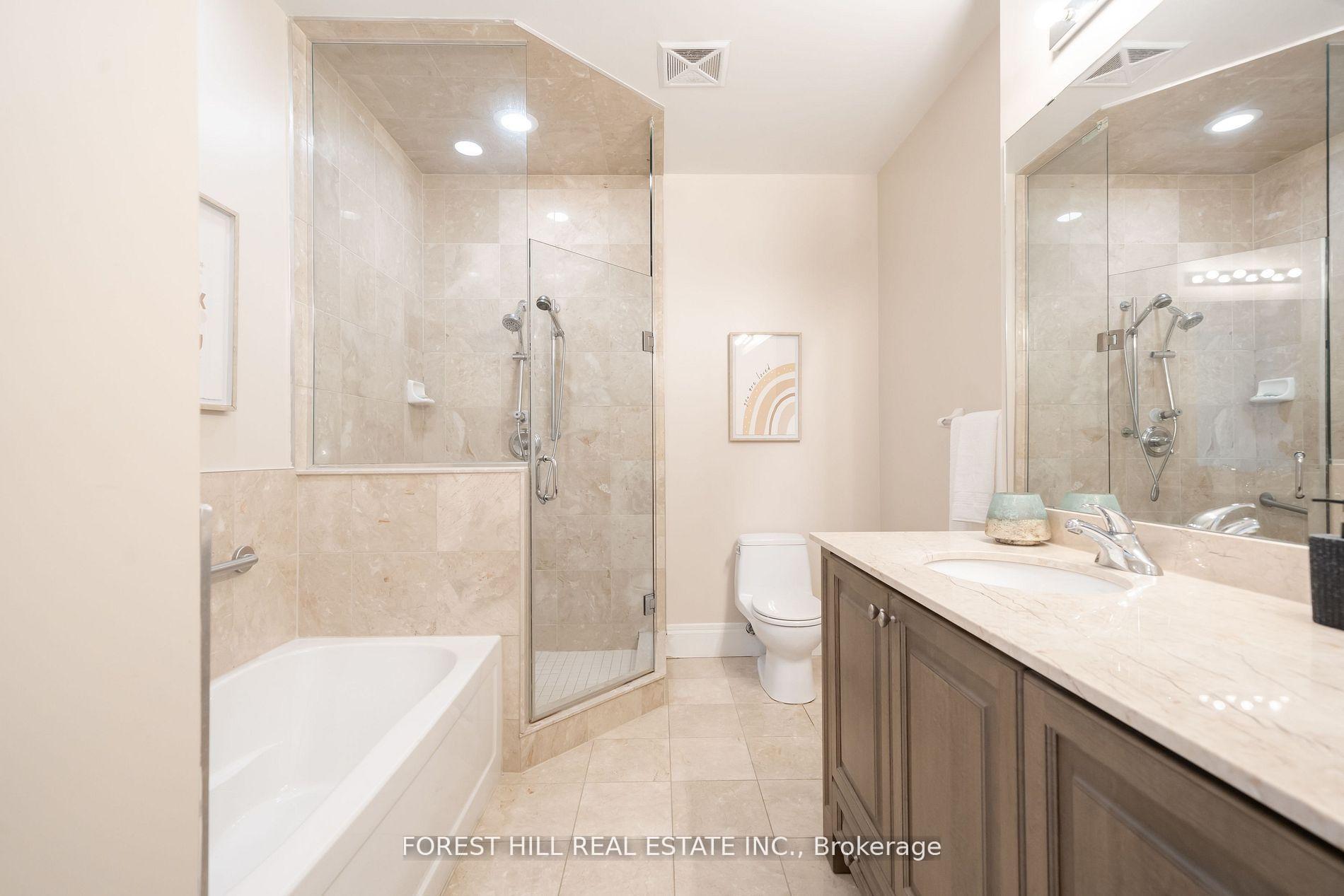 20 Bloorview Place Ph1900