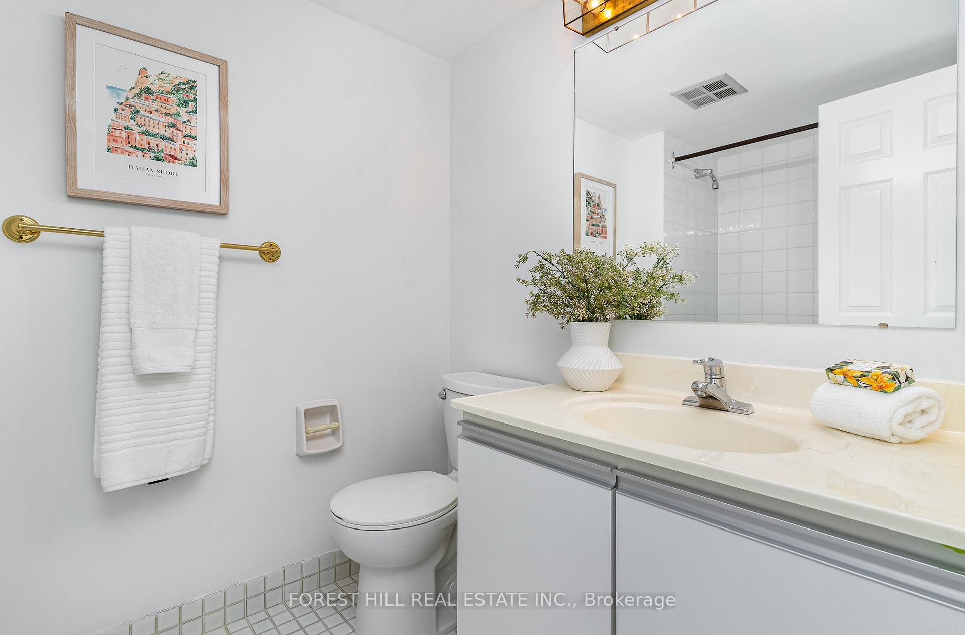 3 Concorde Place 2004