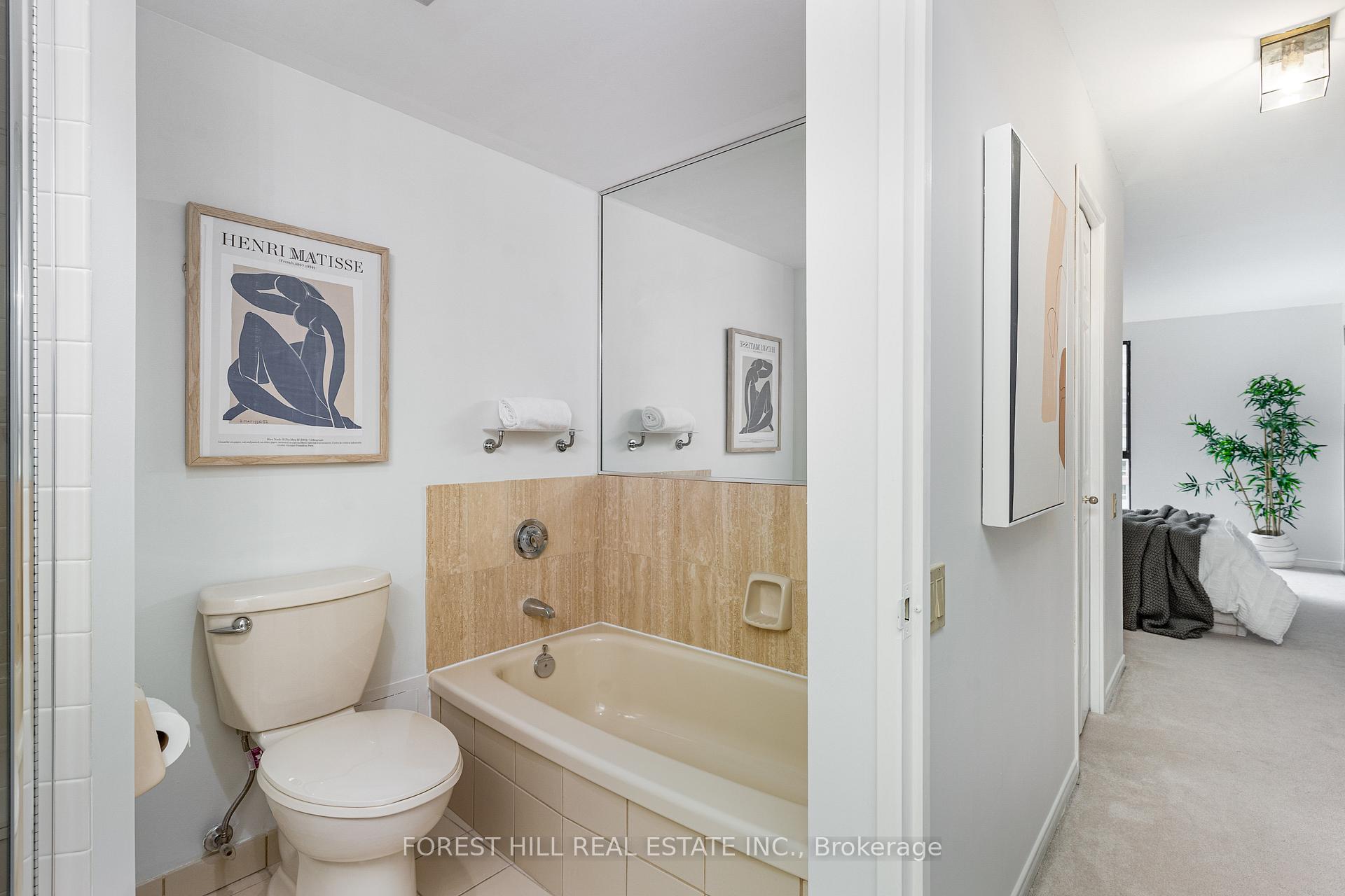 3 Concorde Place 2004