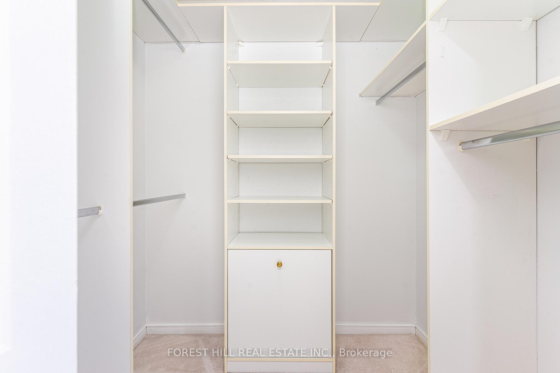 3 Concorde Place 2004