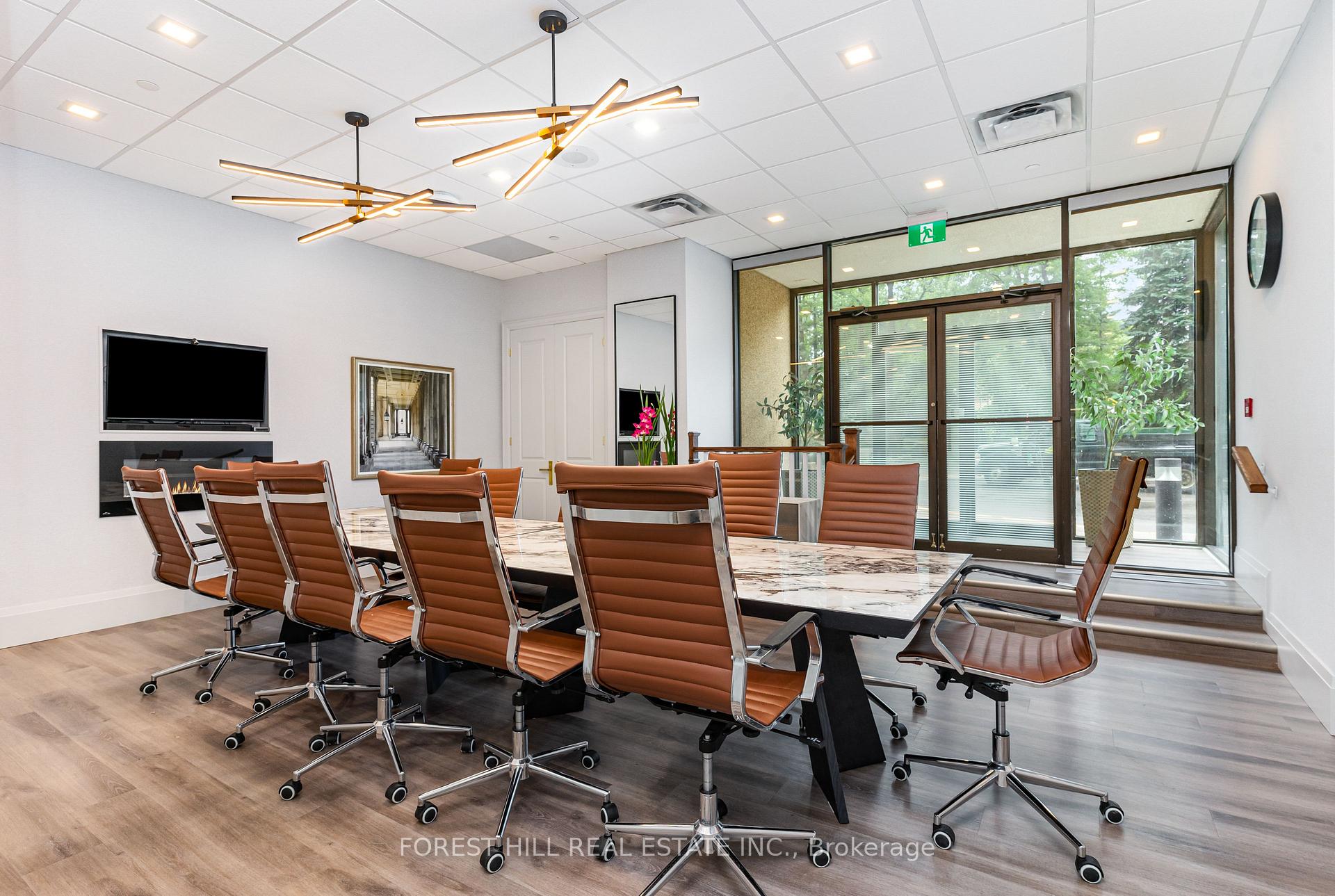 3 Concorde Place 2004