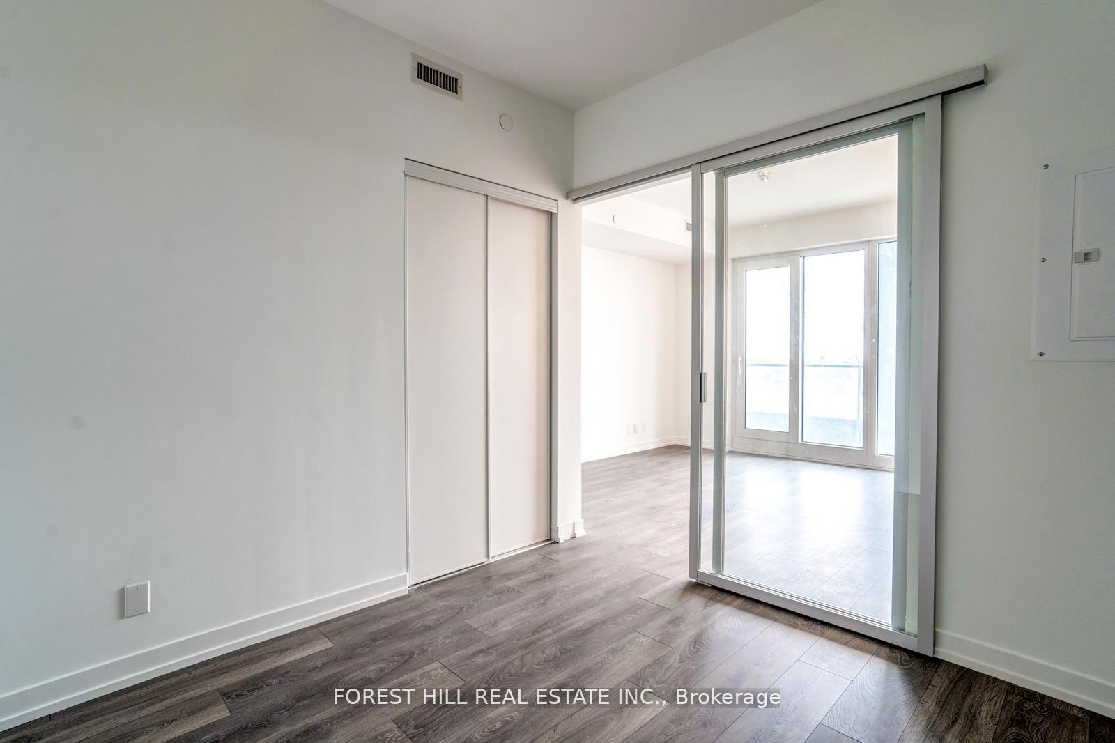 2020 Bathurst Street 1615