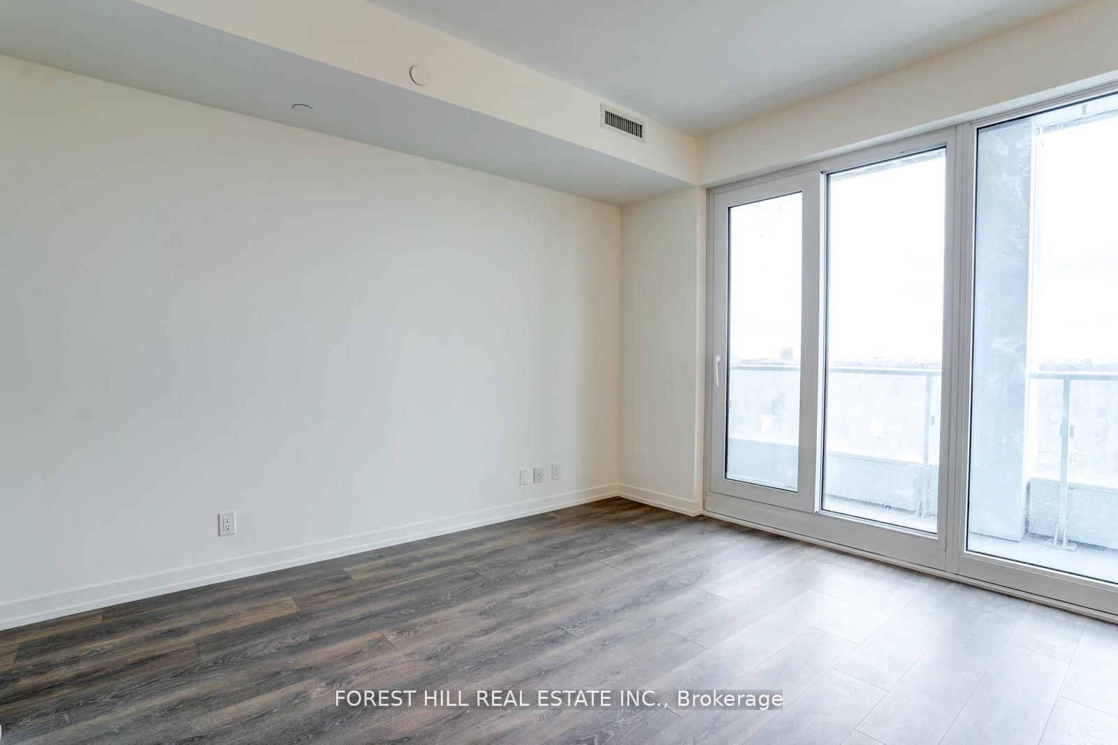 2020 Bathurst Street 1615