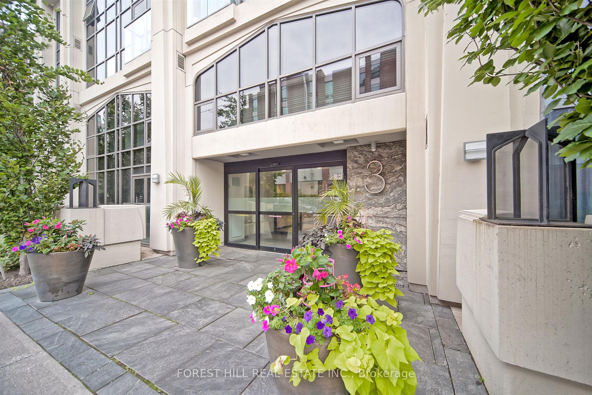 3 McAlpine Street 501