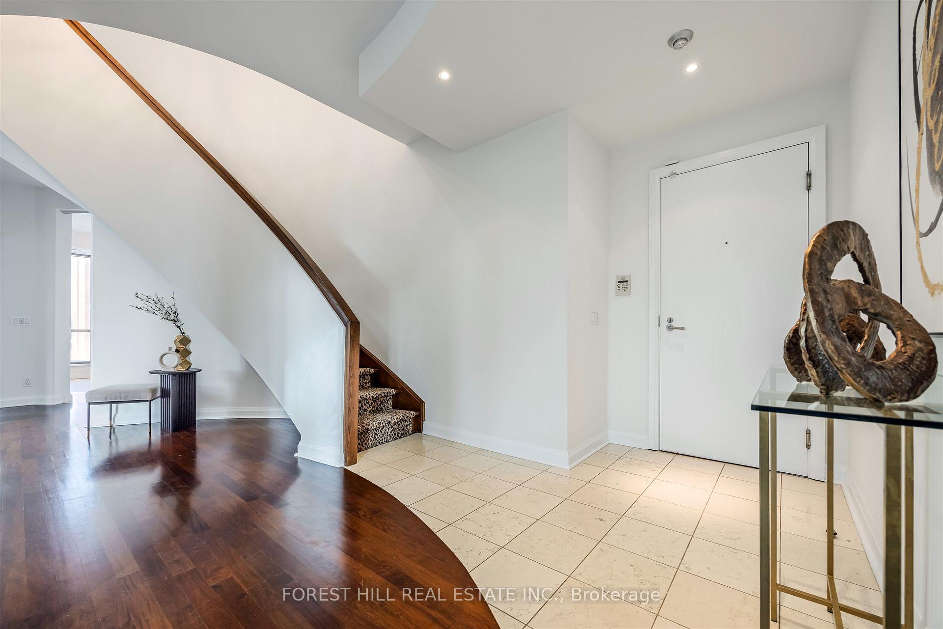 3 McAlpine Street 501