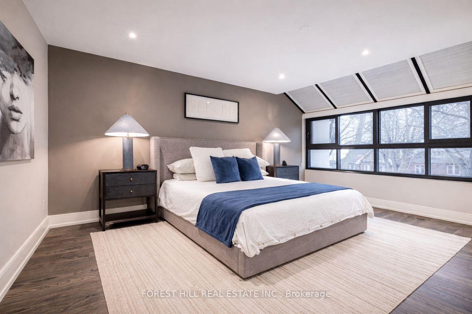 143 Hillsdale Avenue E