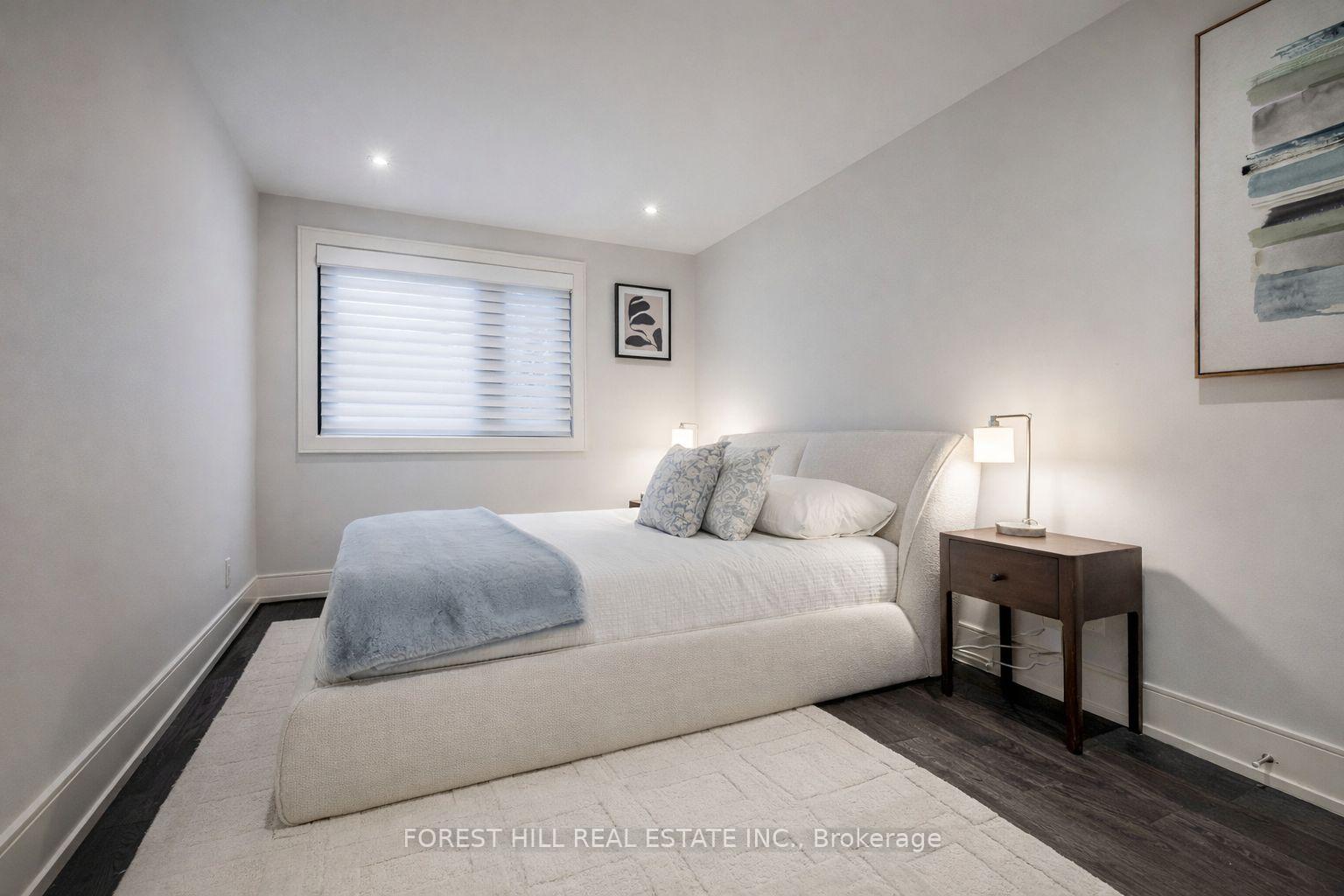 143 Hillsdale Avenue E