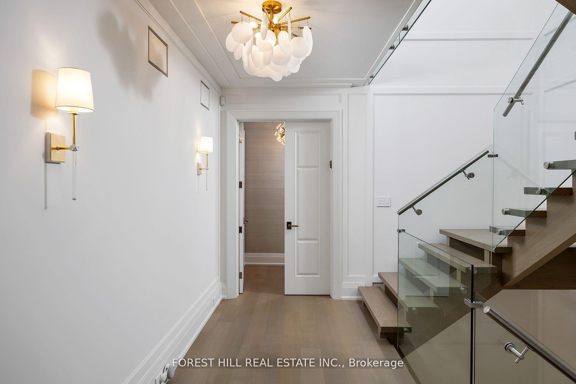 239 Cortleigh Boulevard