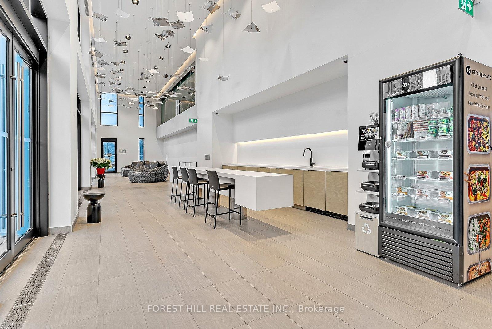 1 Yorkville Avenue 3903