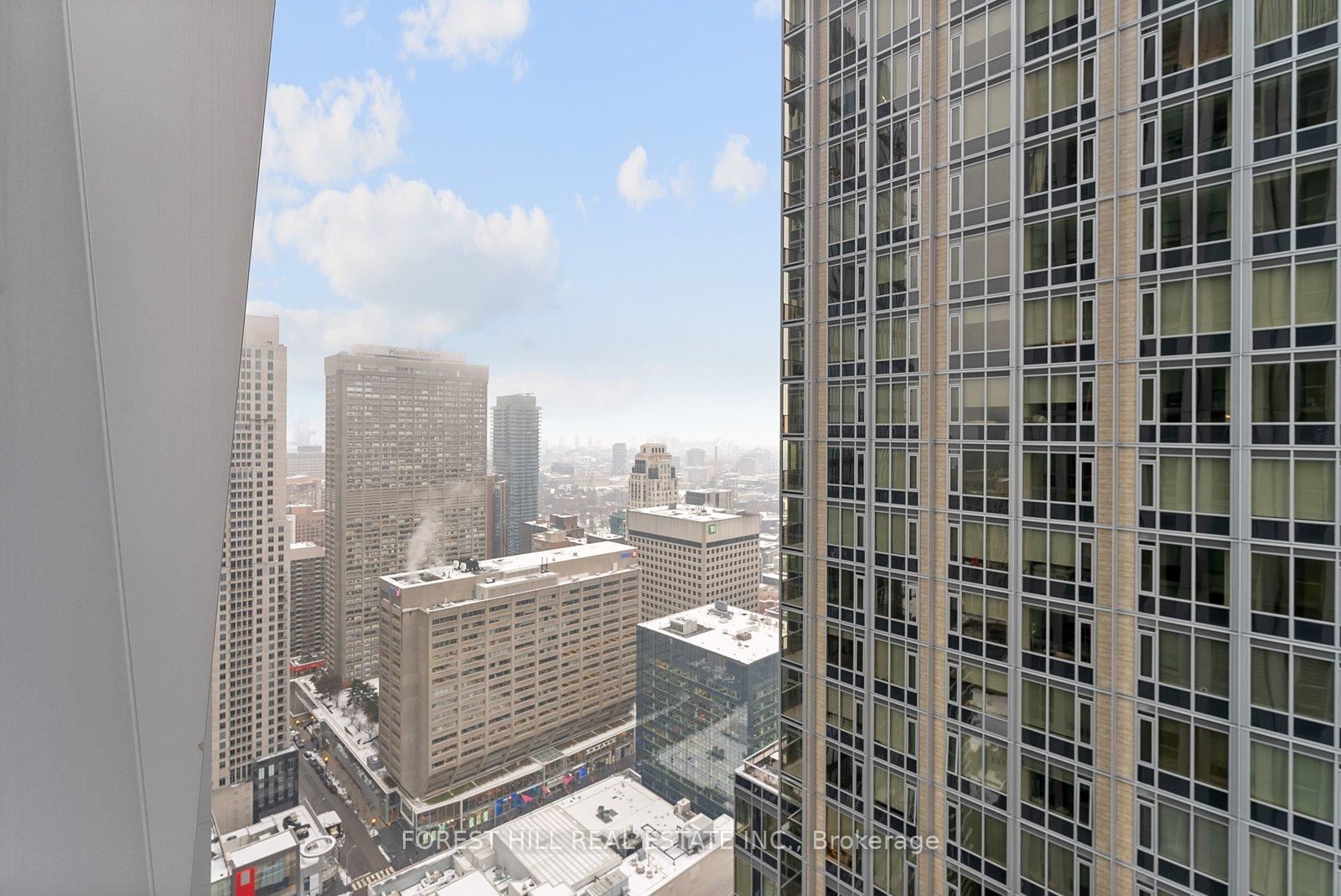 1 Yorkville Avenue 3903