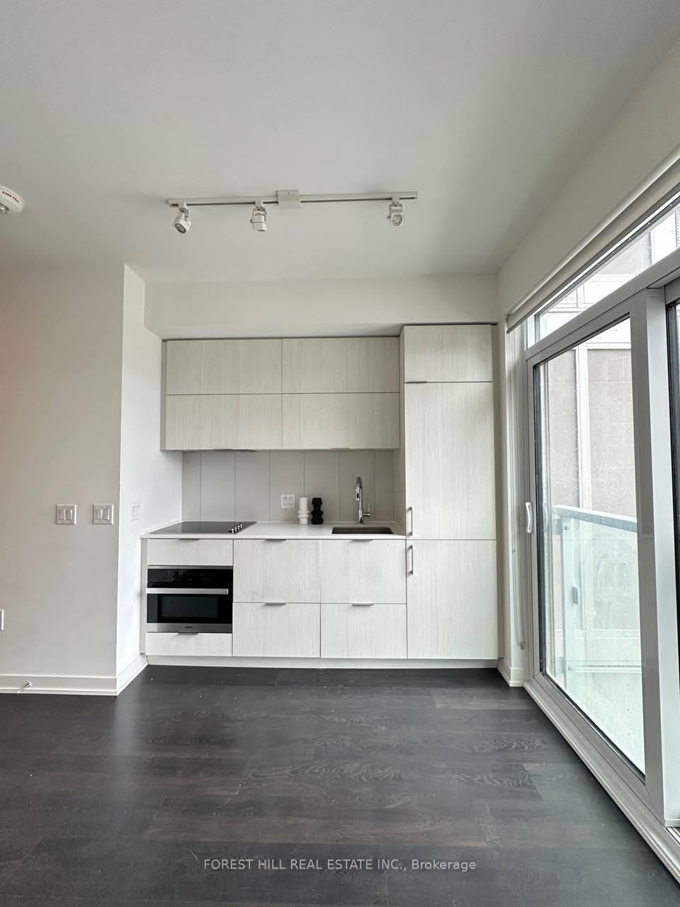 20 Richardson Street 405