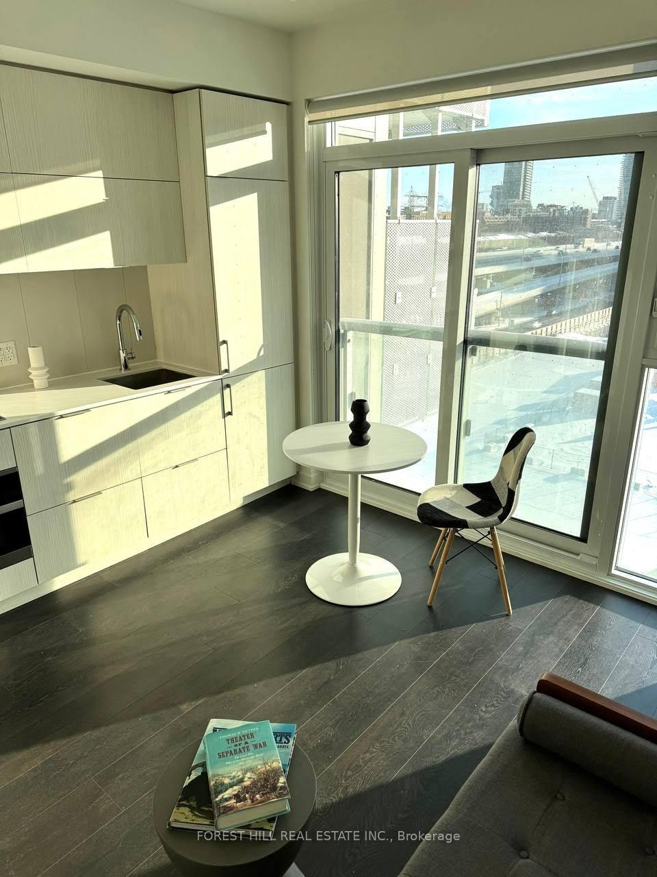 20 Richardson Street 405