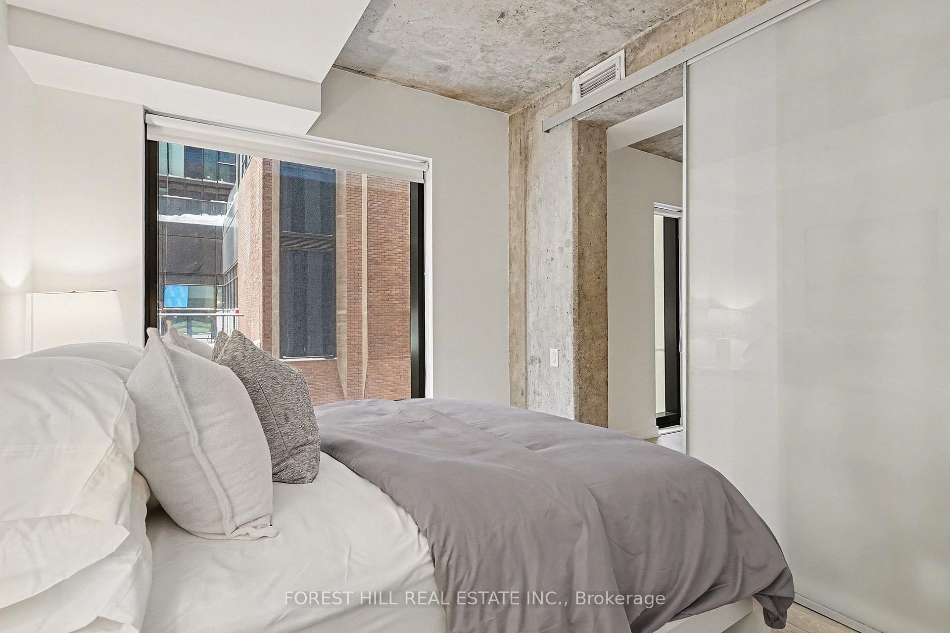 11 Charlotte Street 301