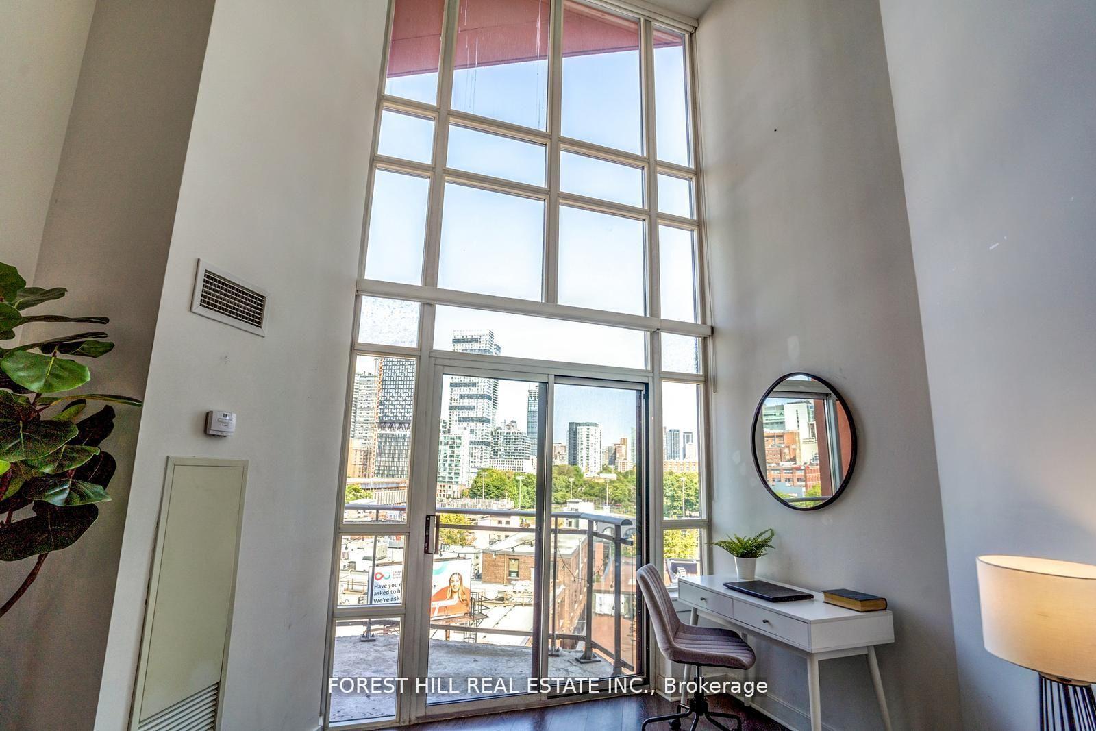 255 Richmond Street E 816