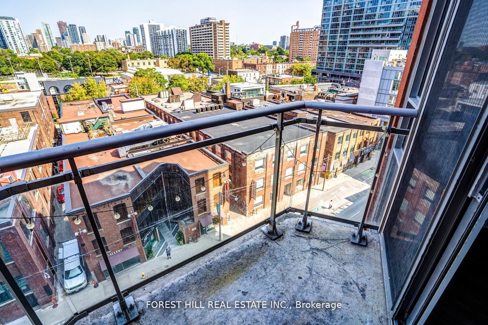 255 Richmond Street E 816