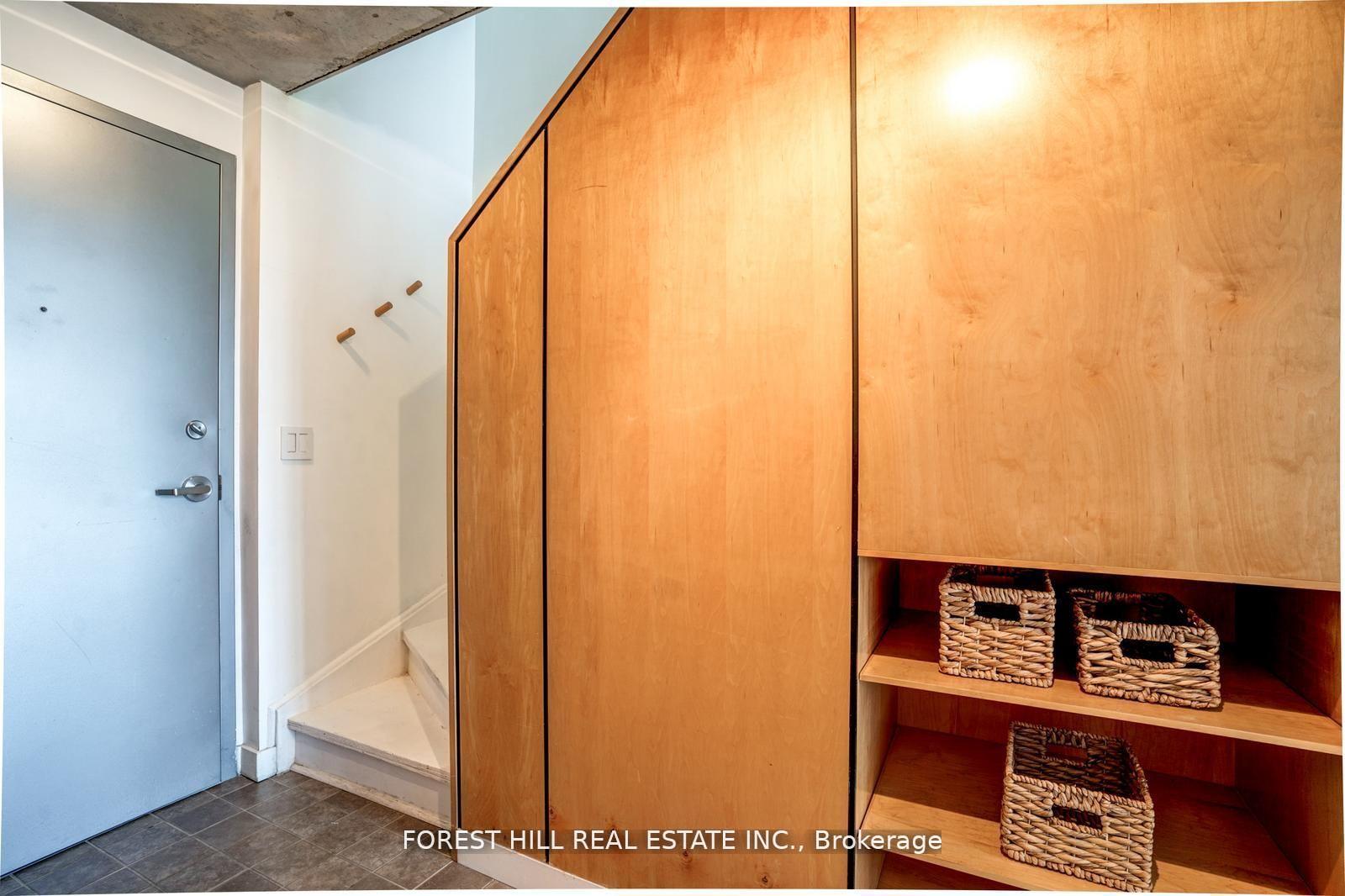 255 Richmond Street E 816