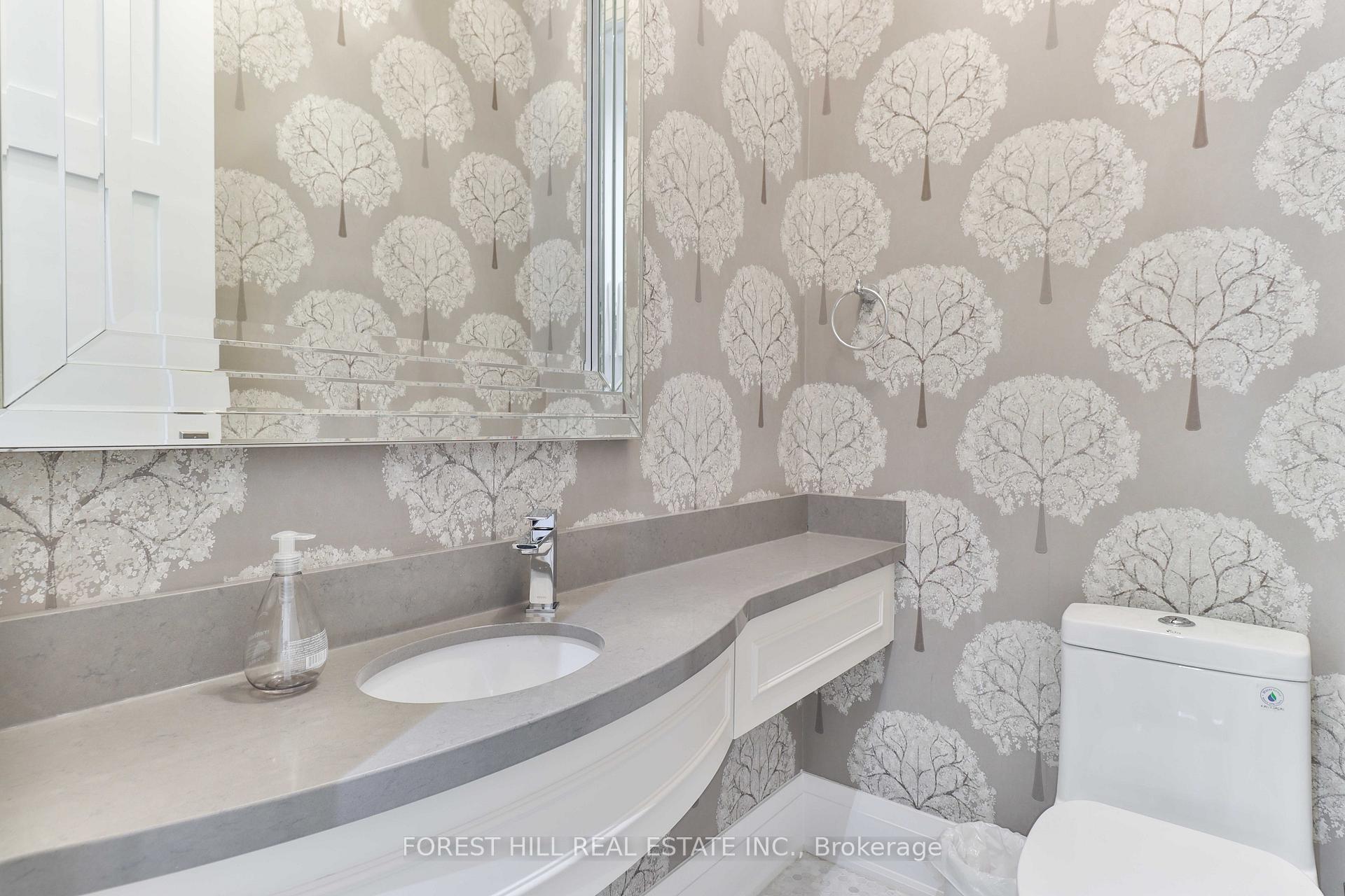 51B Burnaby Boulevard