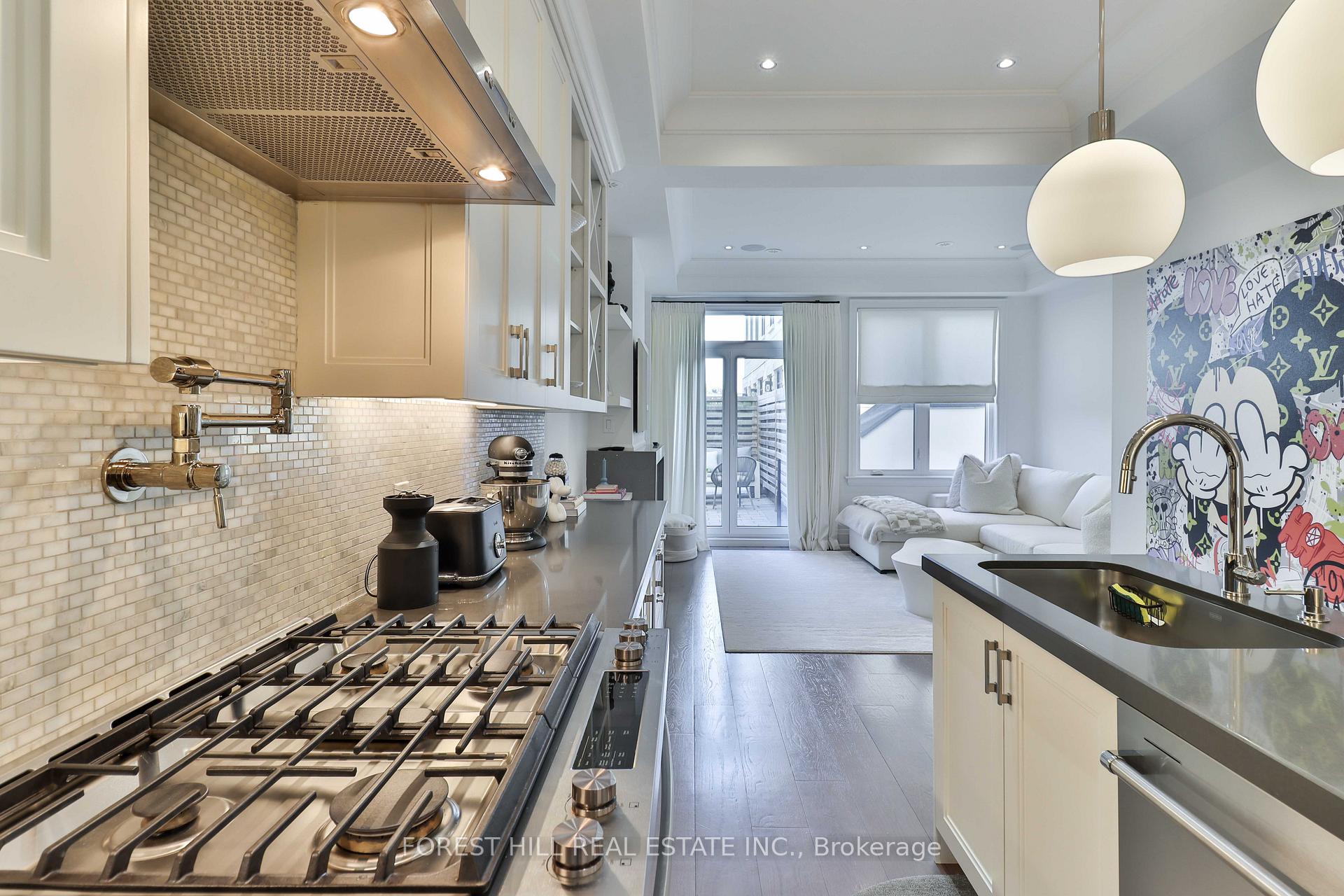 51B Burnaby Boulevard