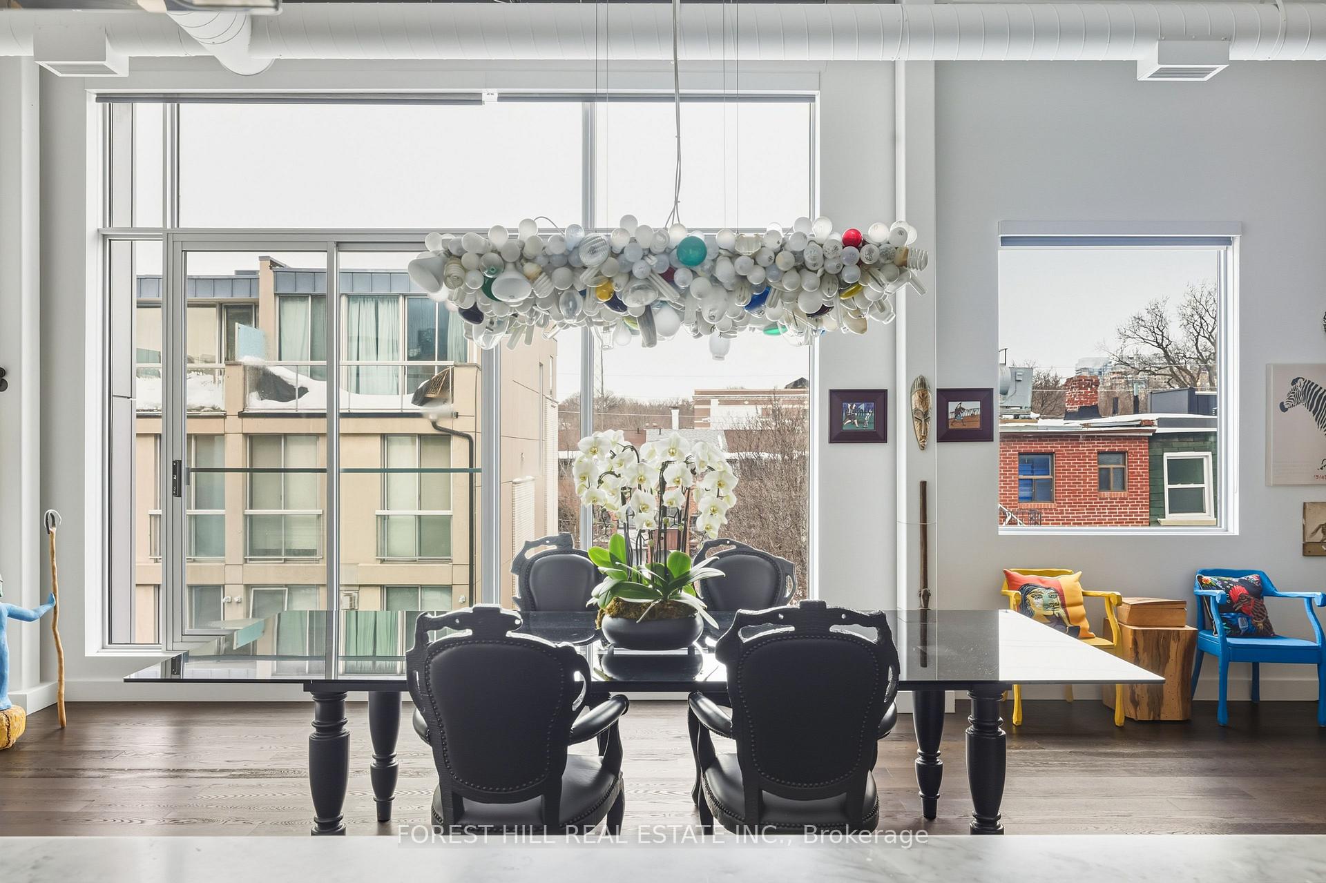 113 Dupont Street 301