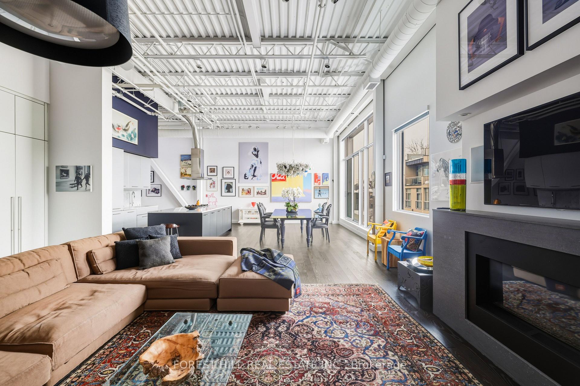 113 Dupont Street 301