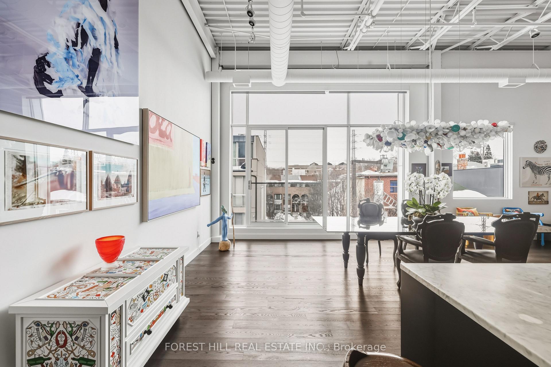 113 Dupont Street 301