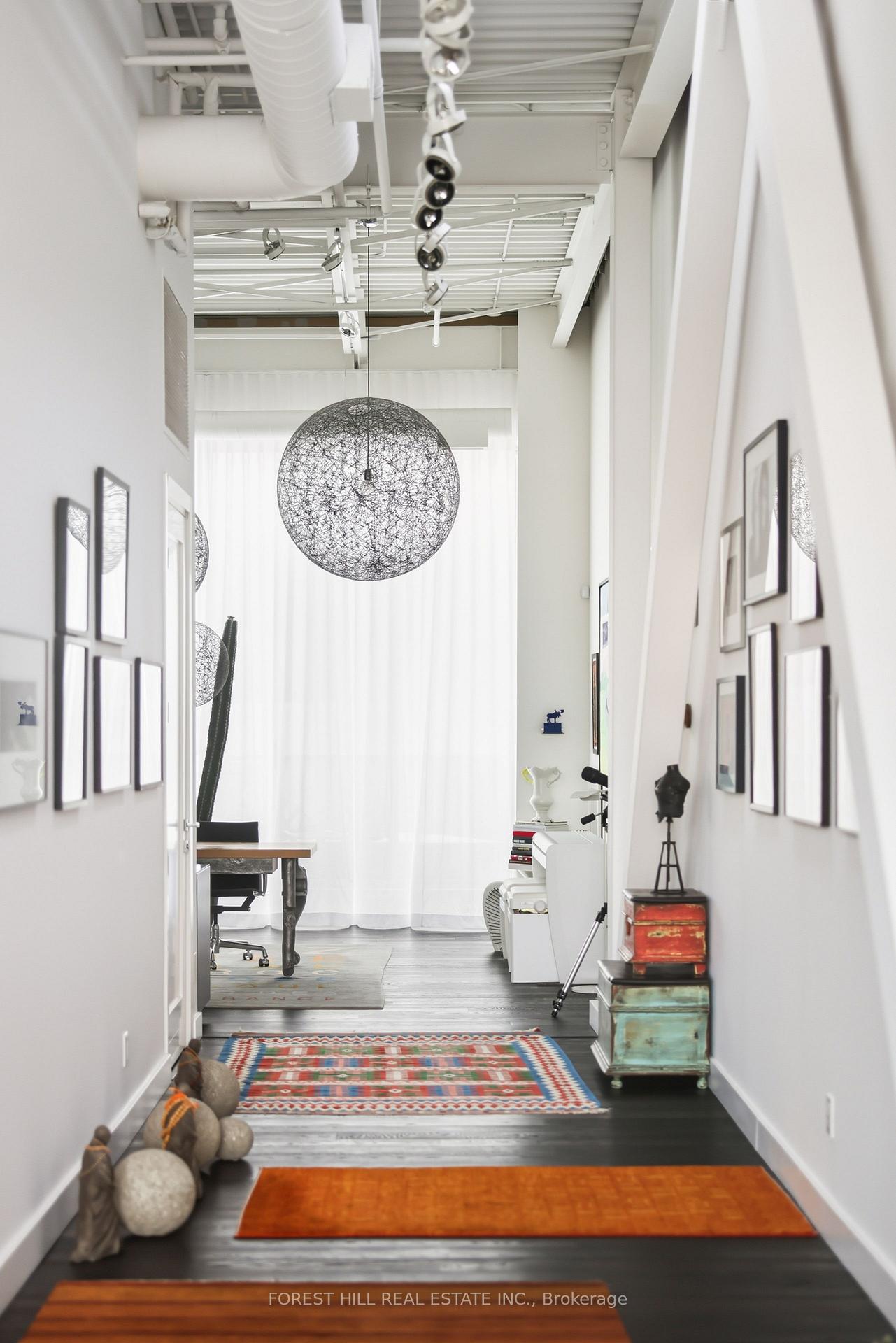 113 Dupont Street 301