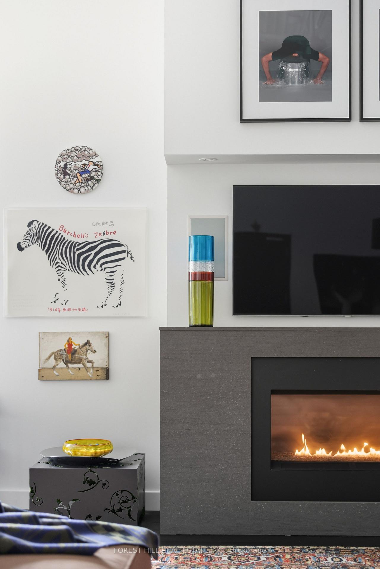 113 Dupont Street 301