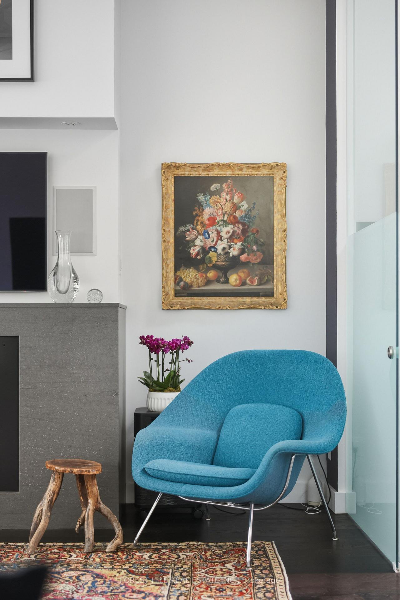 113 Dupont Street 301