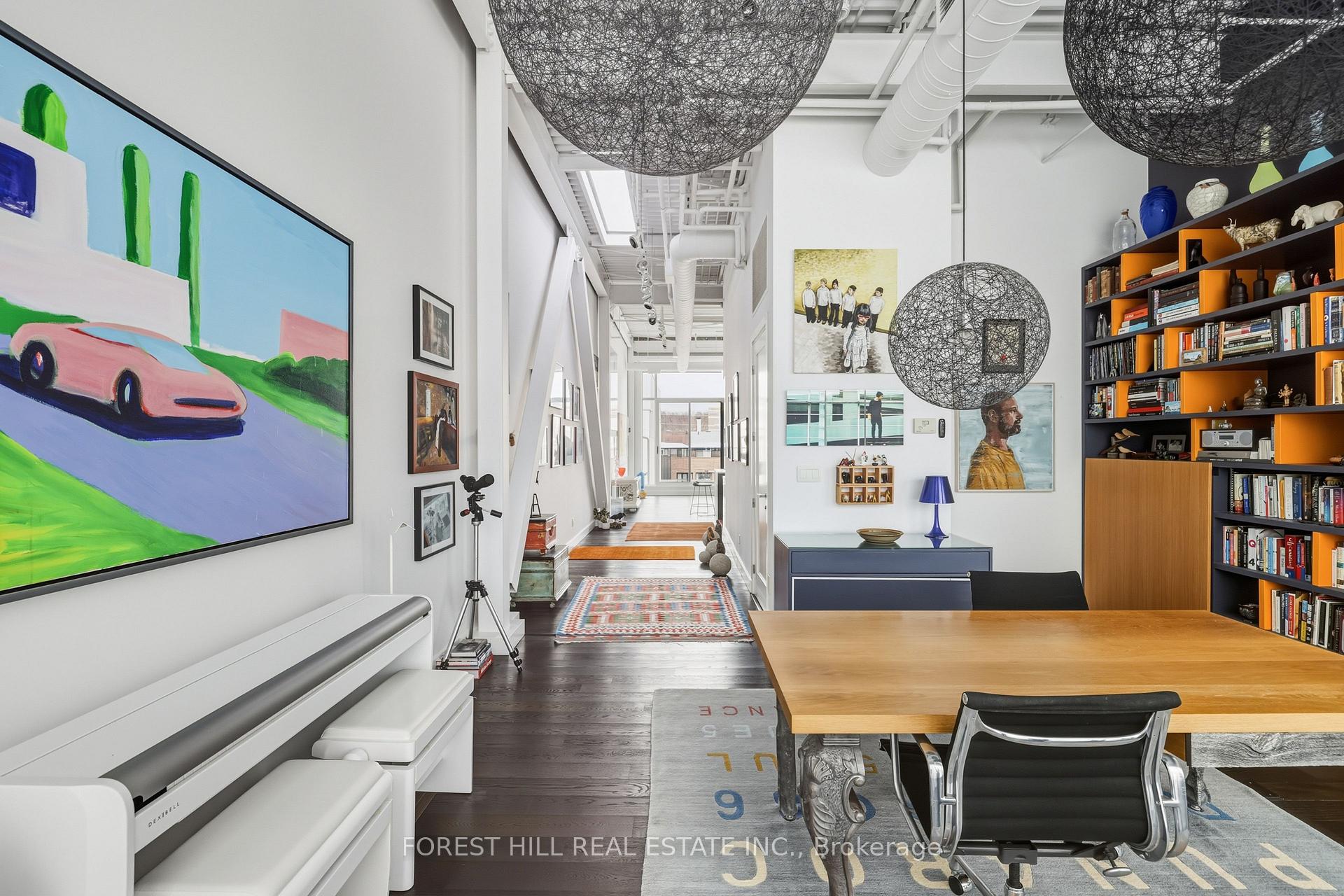 113 Dupont Street 301