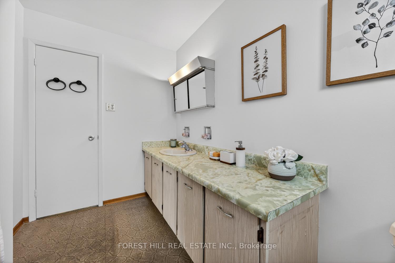 401 Cherokee Boulevard