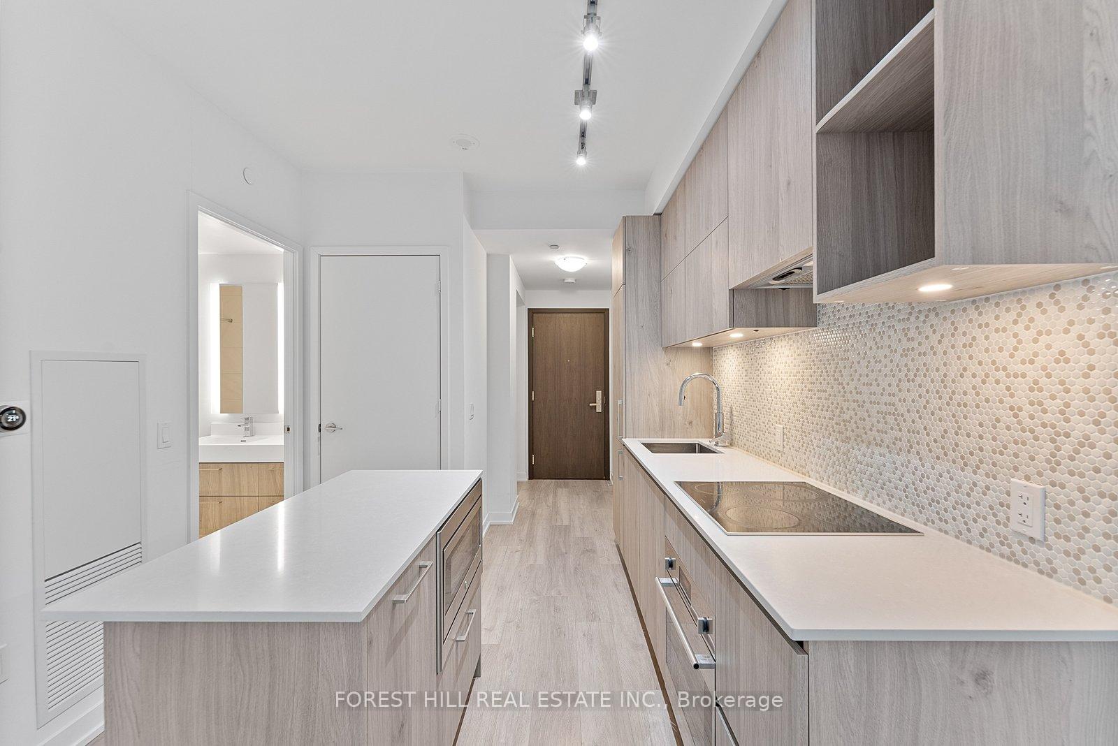 1 Yorkville Avenue 3903