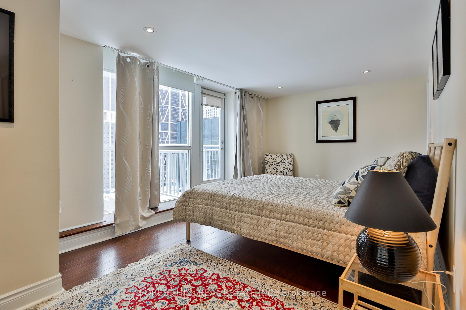 80 Cumberland Street PH 1904, Toronto C02, ON M5R 3K9, Toronto C02 ON, M5R 3K9