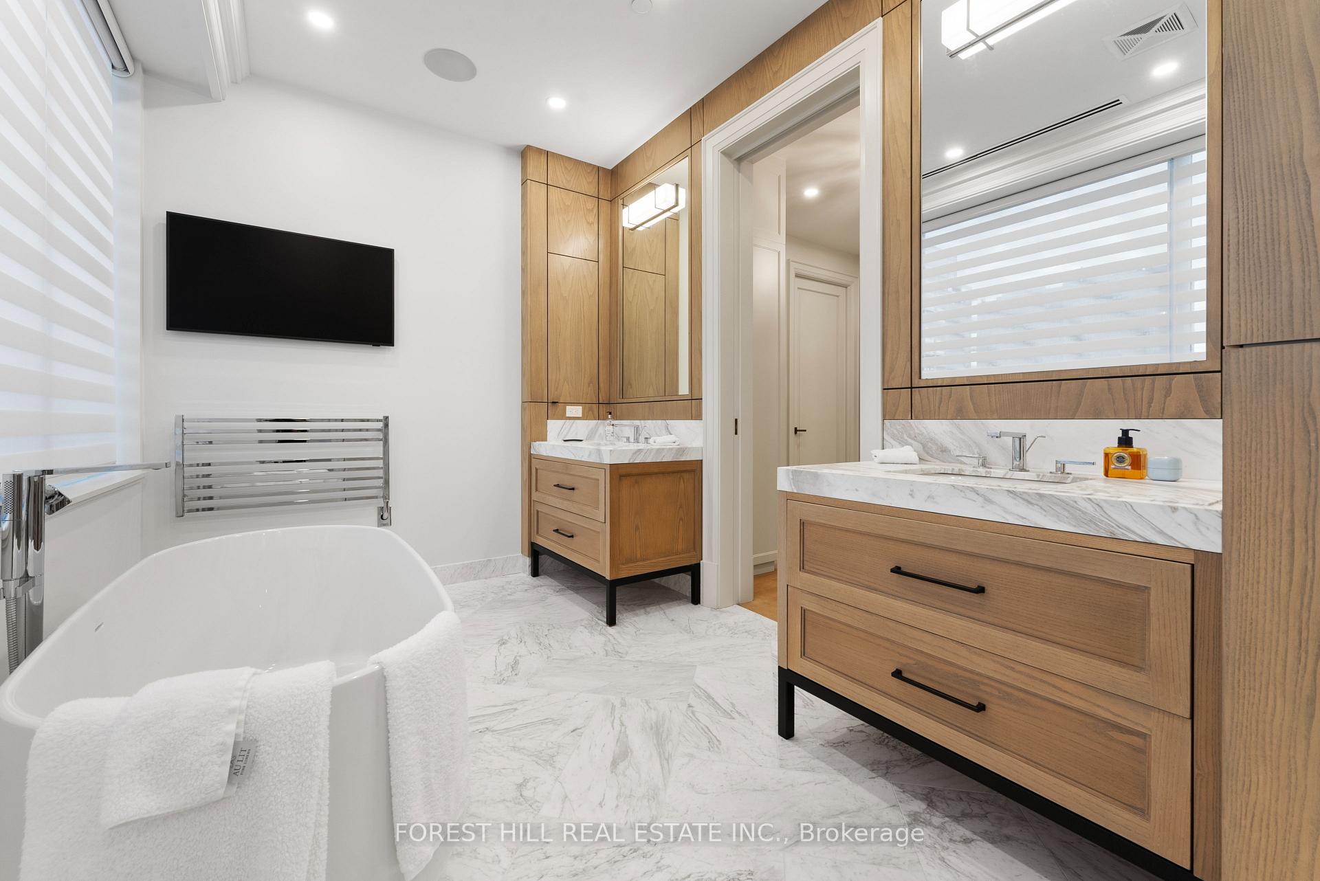 128 Hazelton Avenue 602