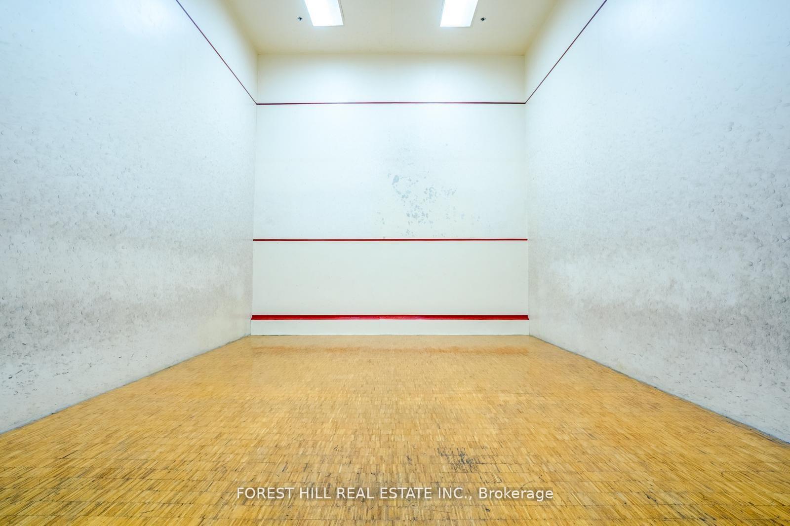 130 Carlton Street 1505