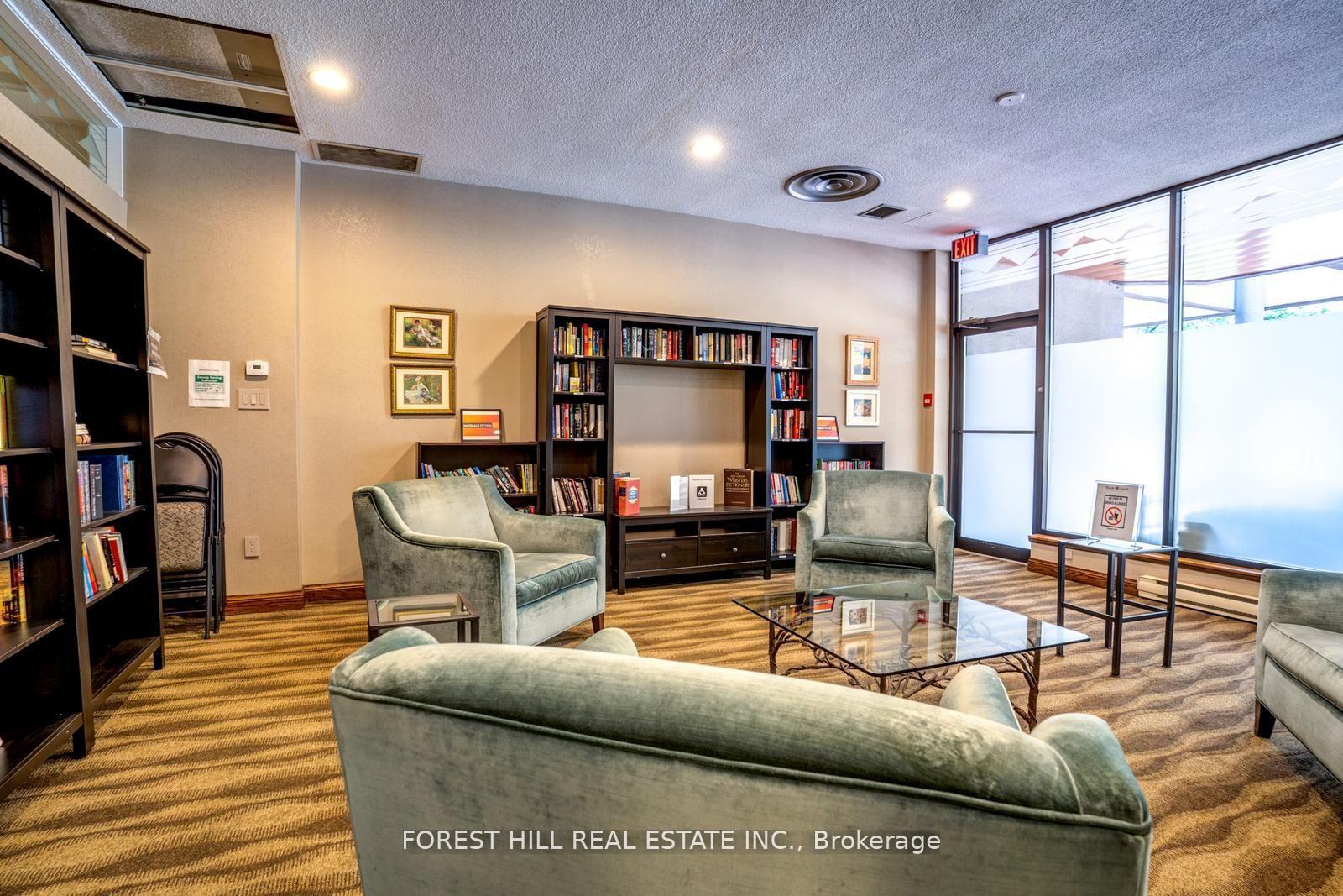 130 Carlton Street 1505