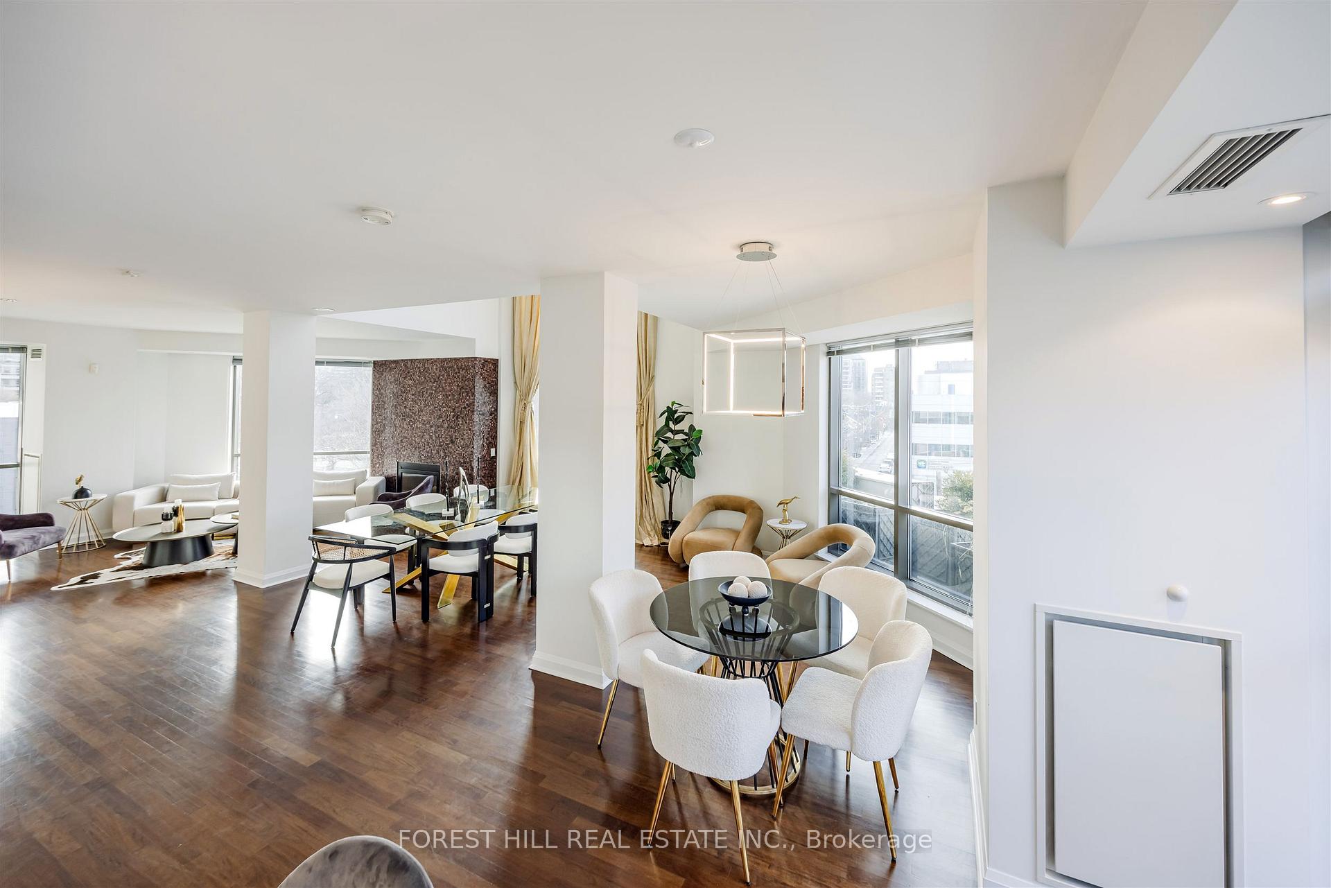 3 McAlpine Street 501, Toronto C02, ON M5R 3T5