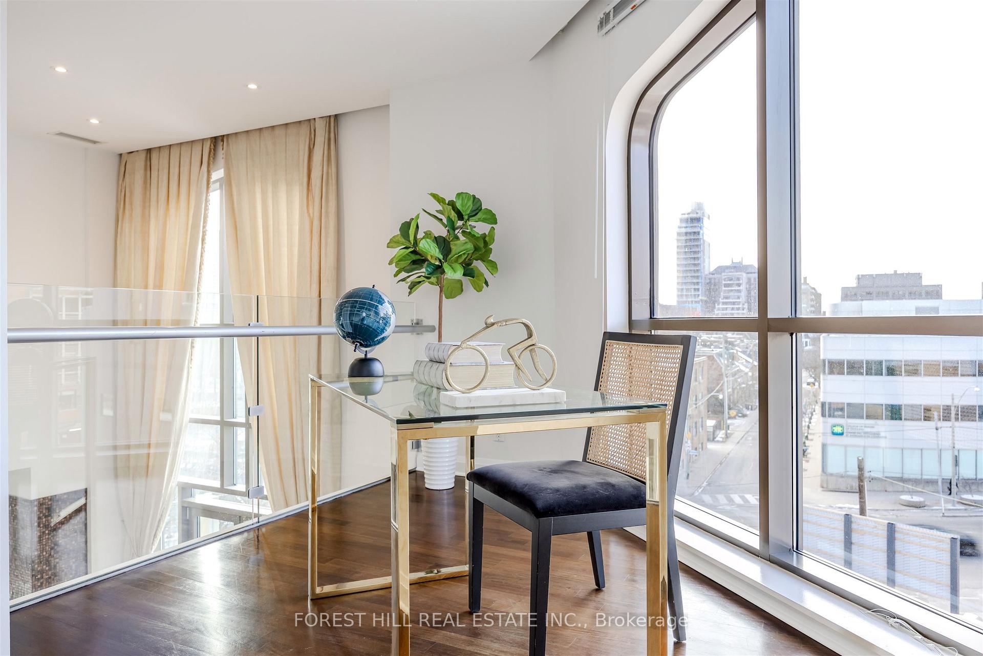 3 McAlpine Street 501, Toronto C02, ON M5R 3T5