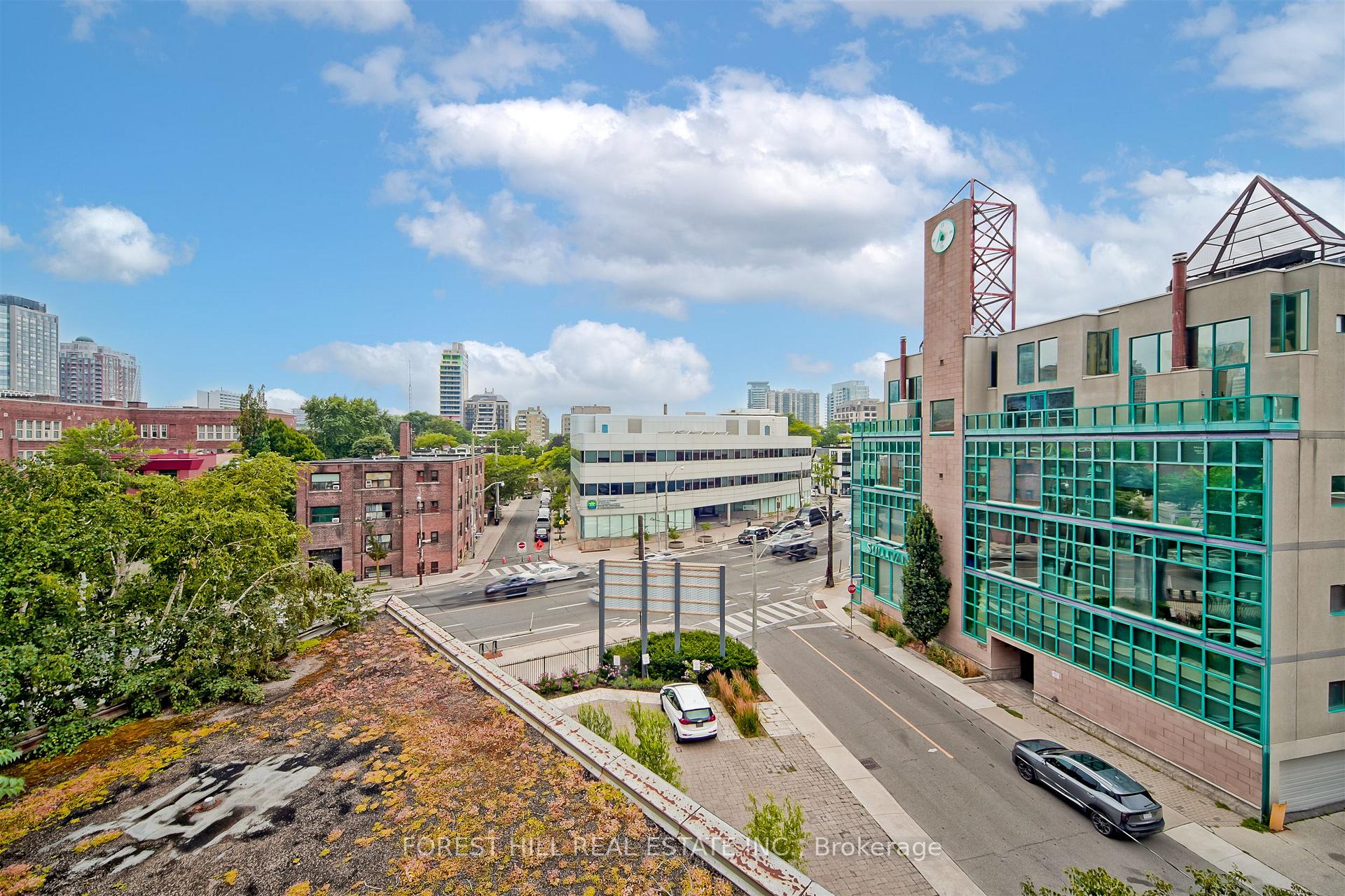 3 McAlpine Street 501, Toronto C02, ON M5R 3T5