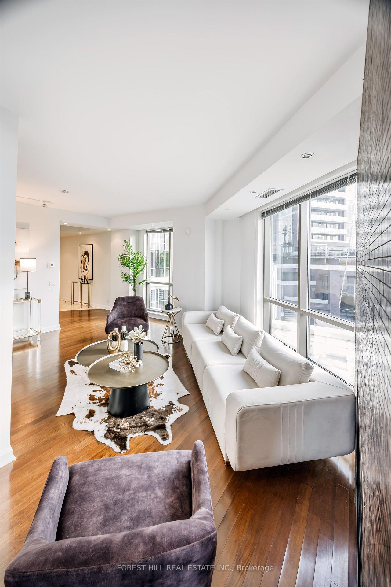 3 McAlpine Street 501, Toronto C02, ON M5R 3T5