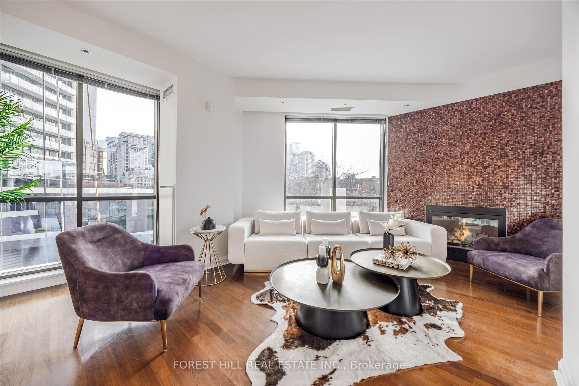 3 McAlpine Street 501, Toronto C02, ON M5R 3T5