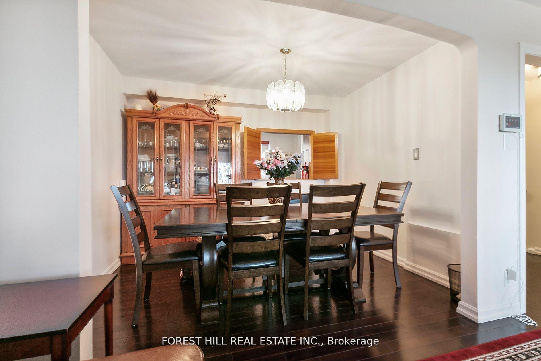 86 Village Greenway N/A