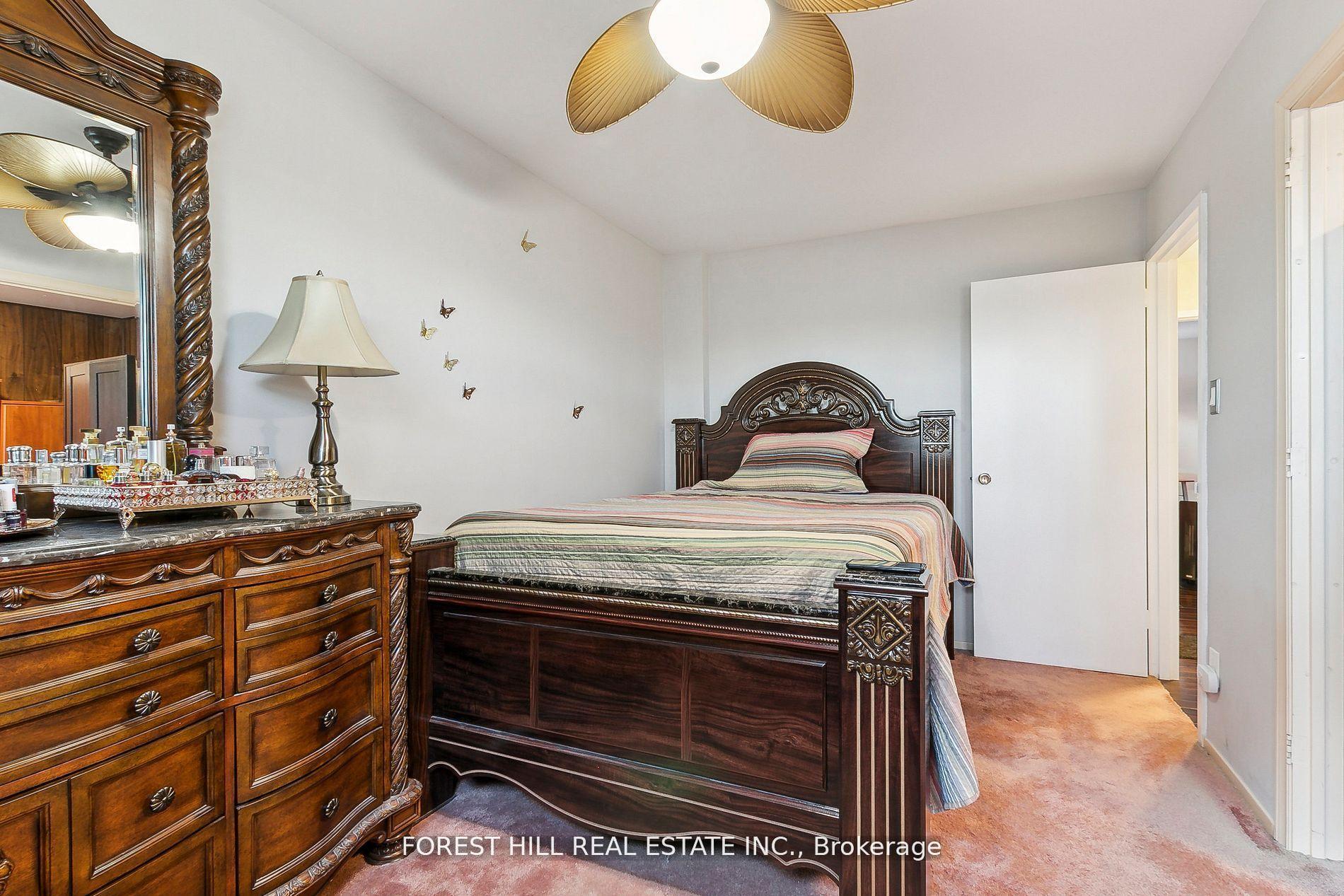 86 Village Greenway N/A