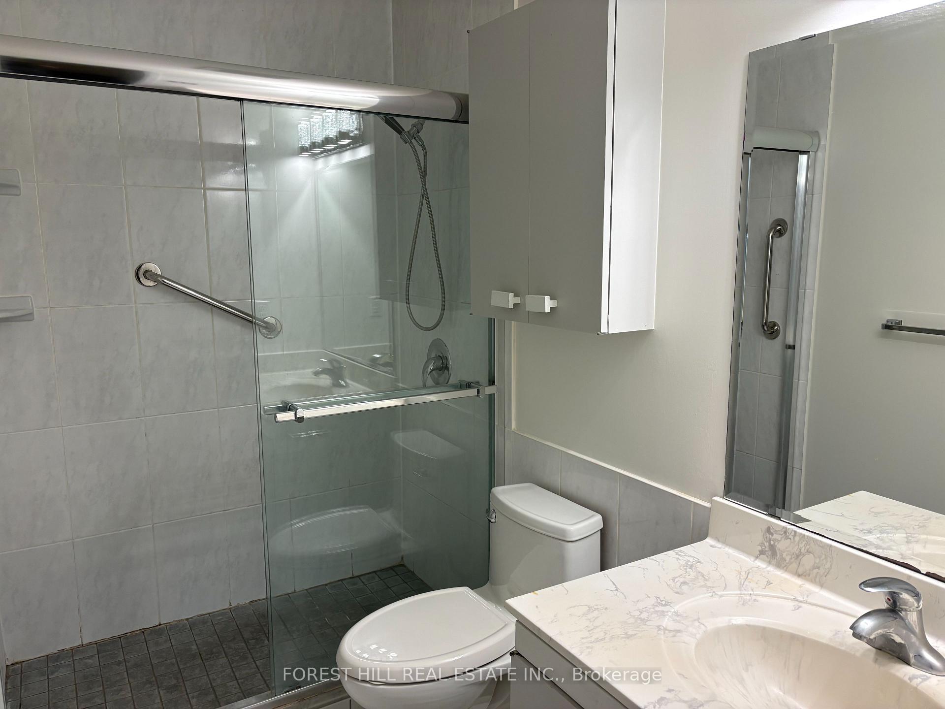 86 Village Greenway N/A