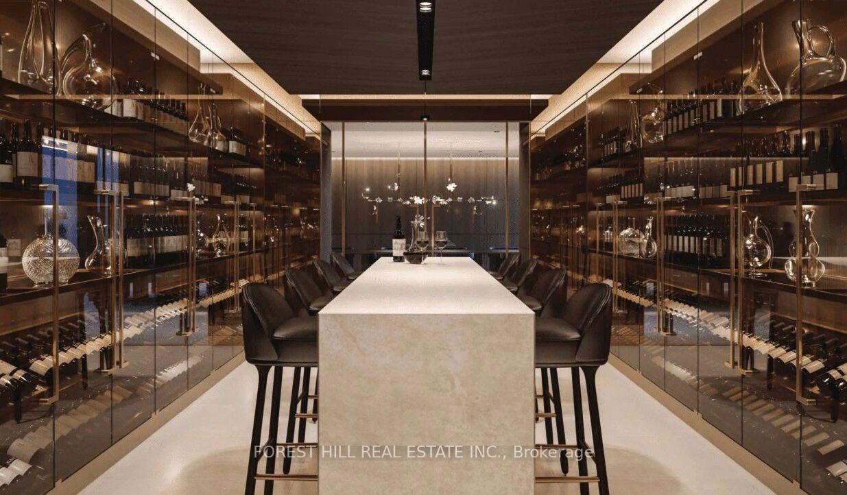 1315 Bay Street 601
