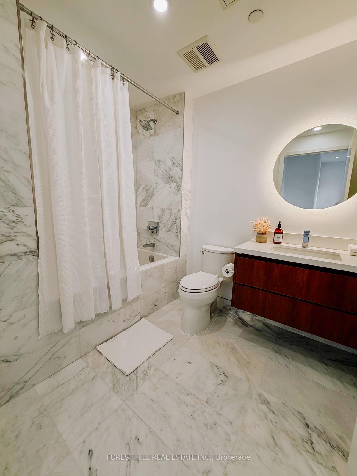 1315 Bay Street 601
