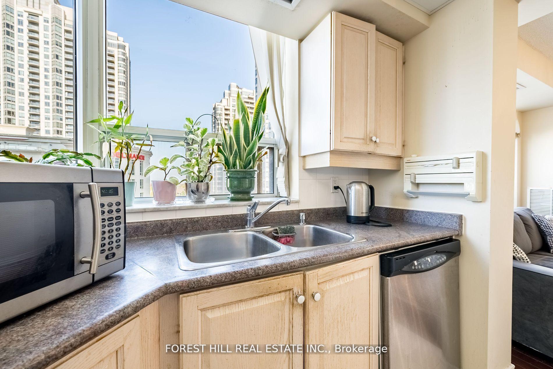 5418 Yonge Street 902