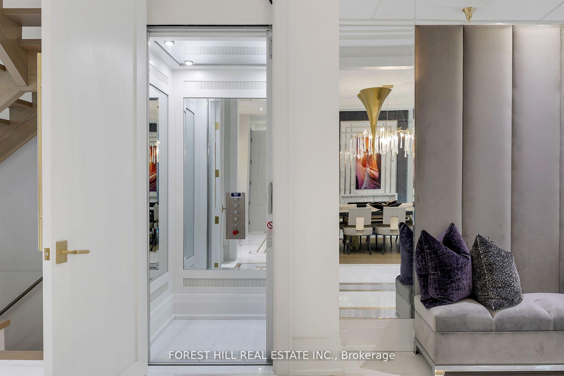 239 Cortleigh Boulevard